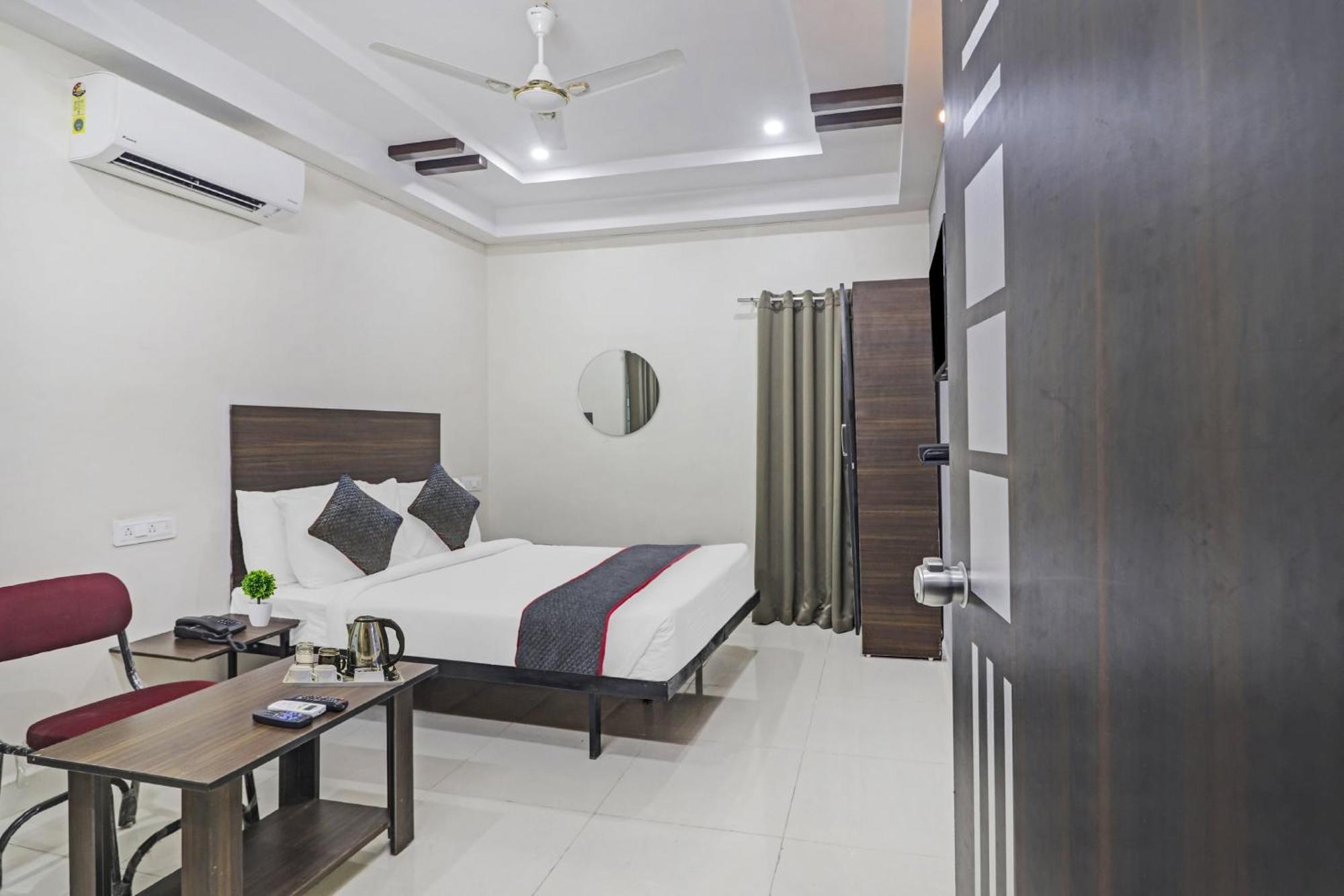 Collection O White House Near Kims Kondapur Hotel Kondapur  Bagian luar foto