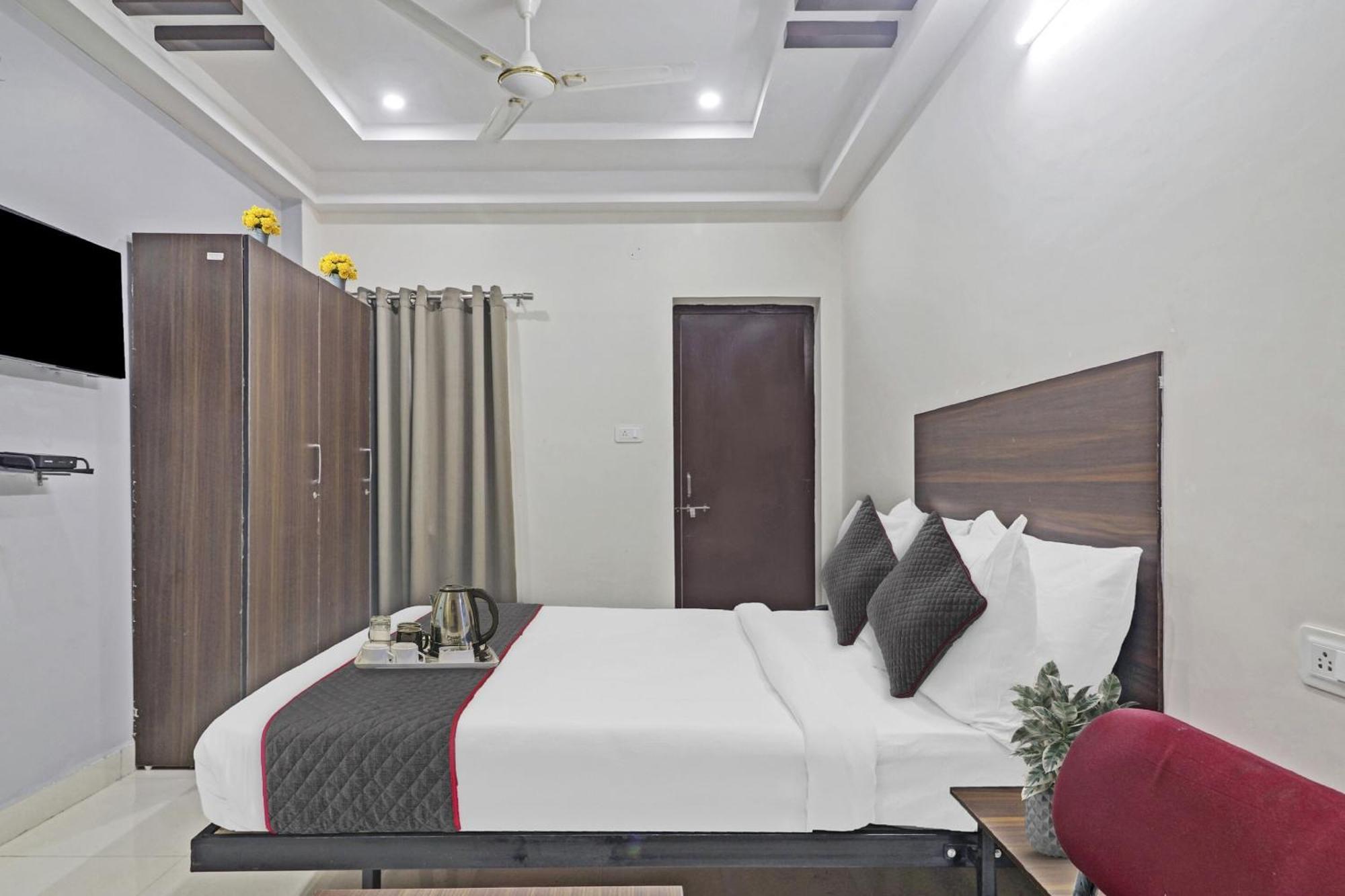 Collection O White House Near Kims Kondapur Hotel Kondapur  Bagian luar foto